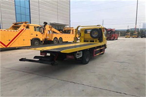 安国非事故拖车